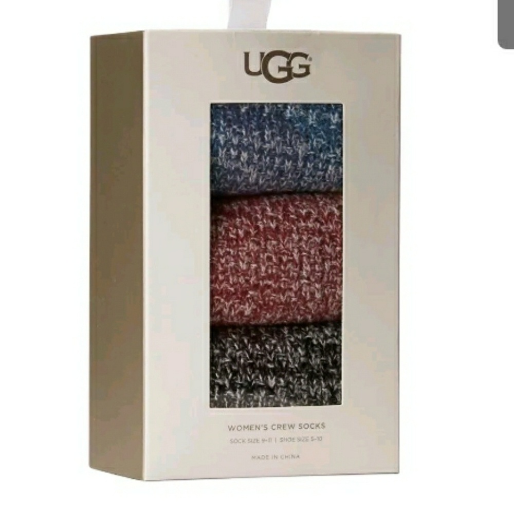 ISO -  UGG SOCKS